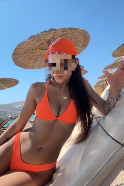 Evie pleasure 2
